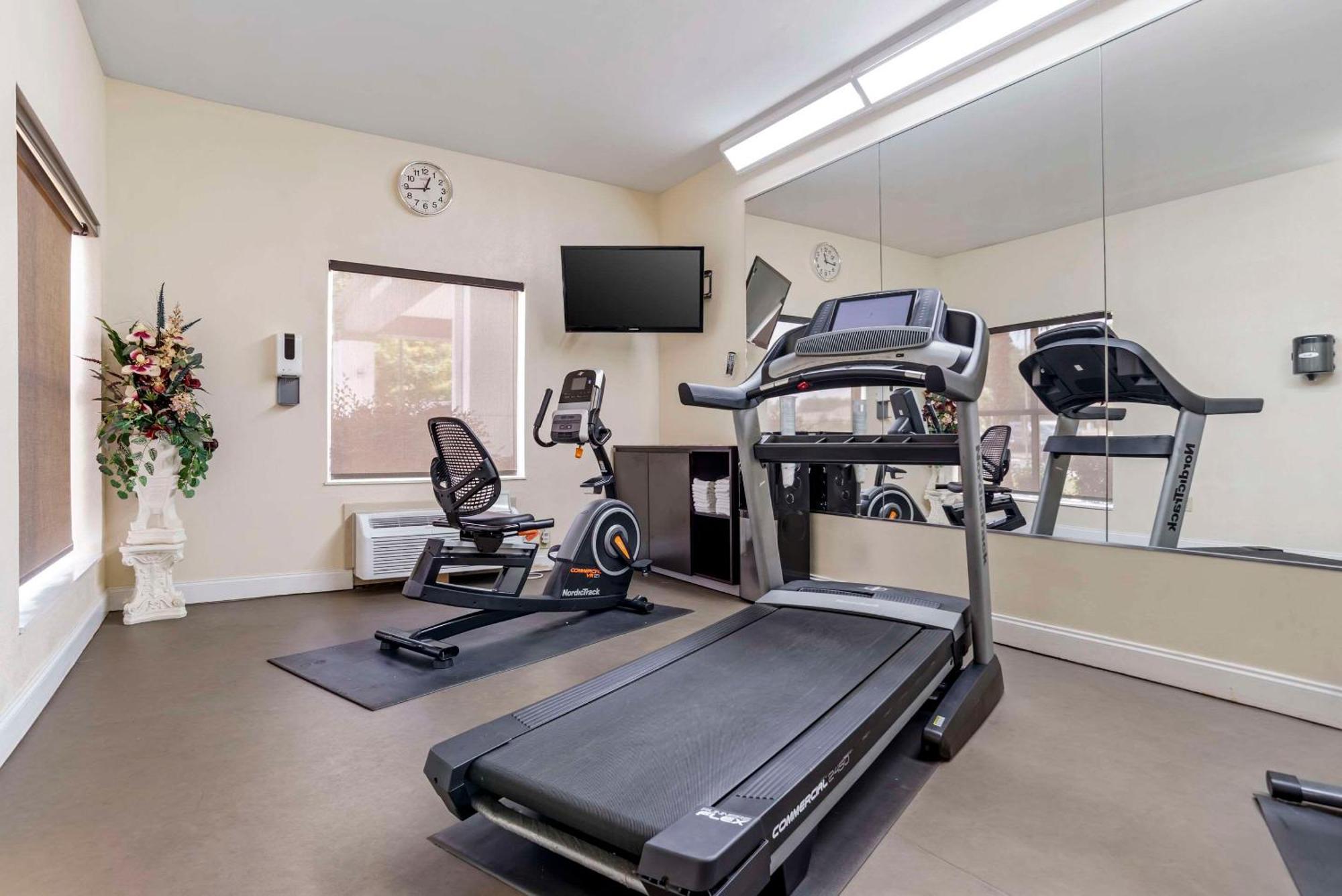 Sleep Inn & Suites Montgomery East I-85 Екстериор снимка