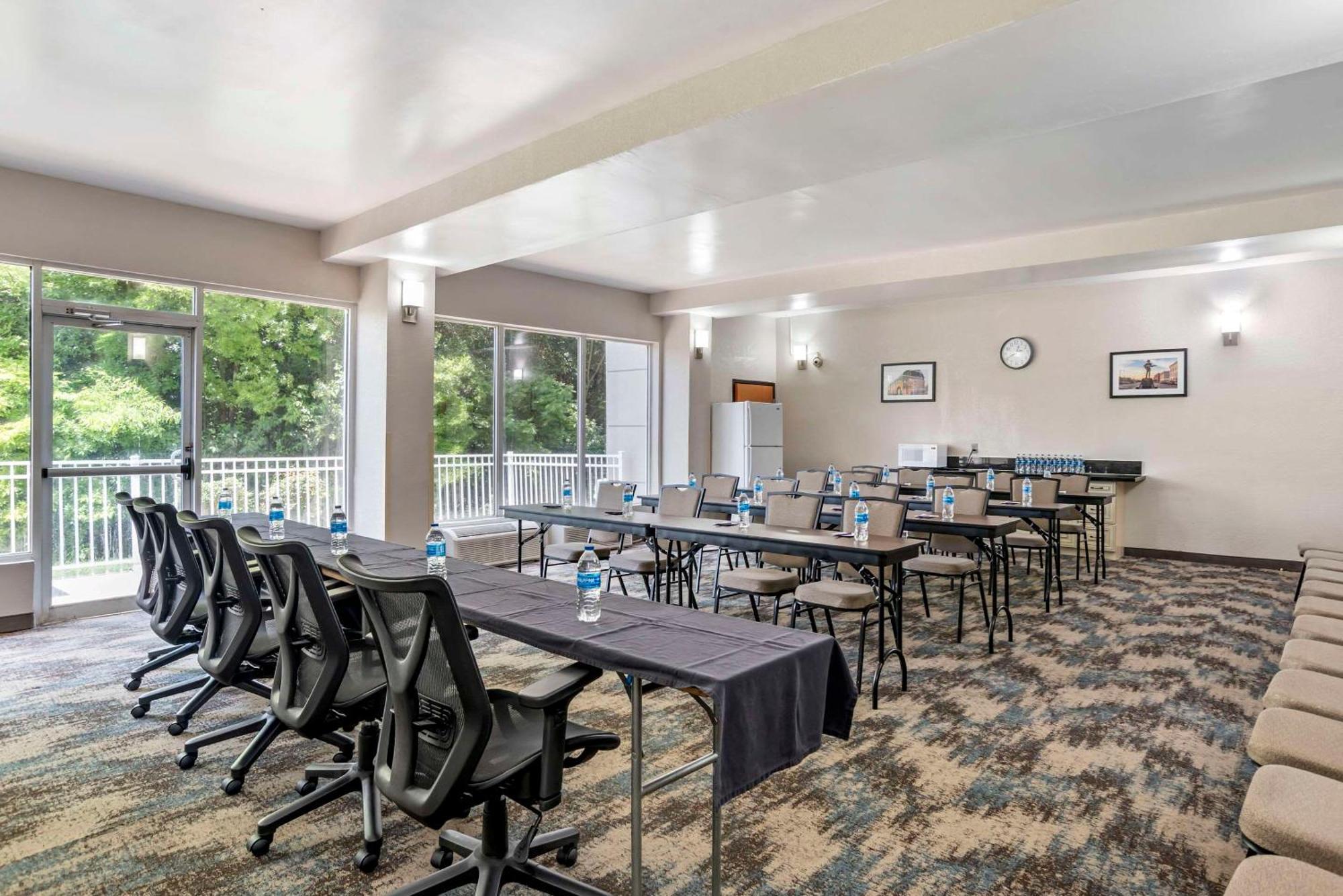 Sleep Inn & Suites Montgomery East I-85 Екстериор снимка