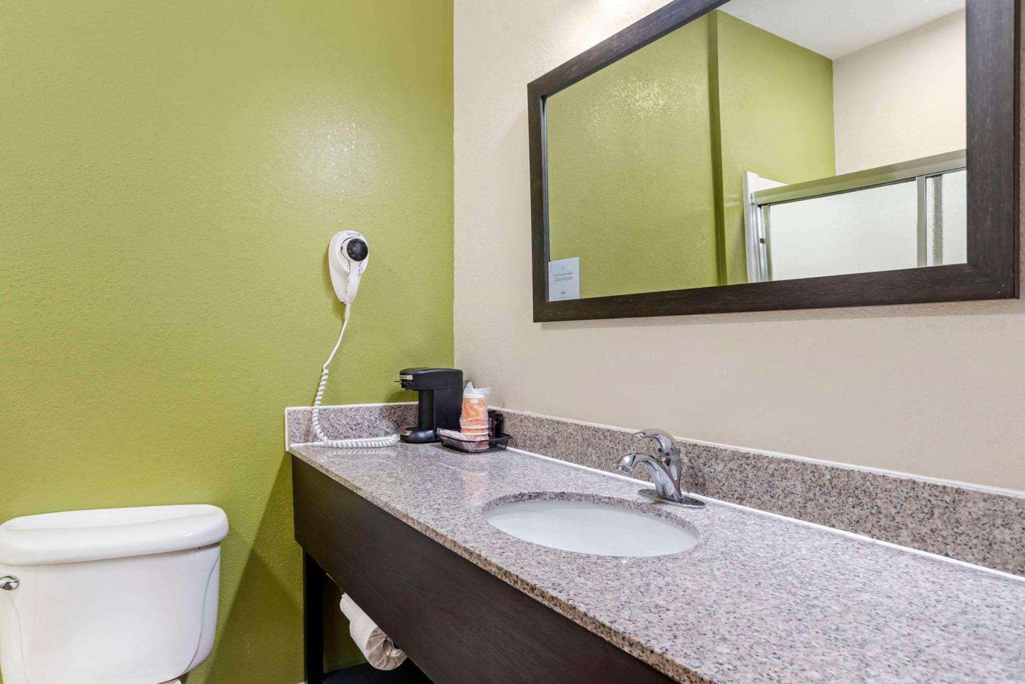 Sleep Inn & Suites Montgomery East I-85 Екстериор снимка
